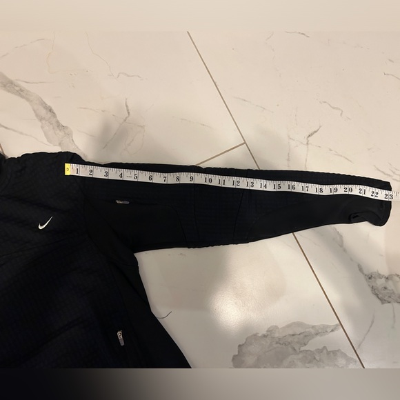 Women’s Nike Sphere Thermal Black Quilted 1/4 Zip Sz XS - Picture 9 of 9